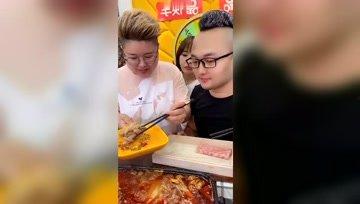 娱乐吃瓜酱旅游